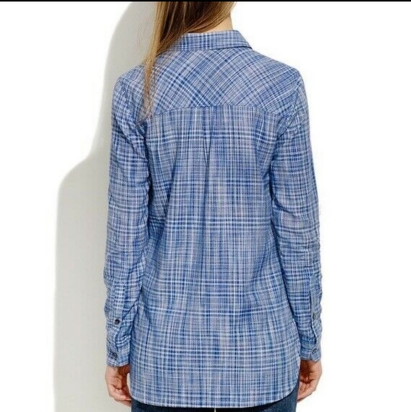 Madewell Ex Boyfriend Button Down Poplin Shirt - Picture 2 of 8